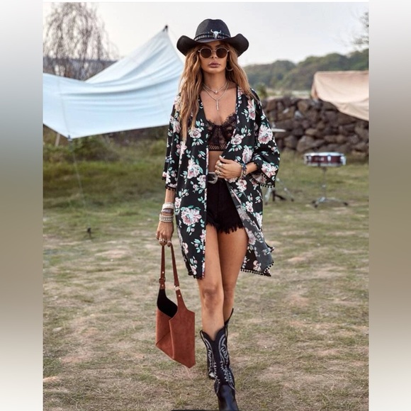 SHEIN Tops - NEW Kimono